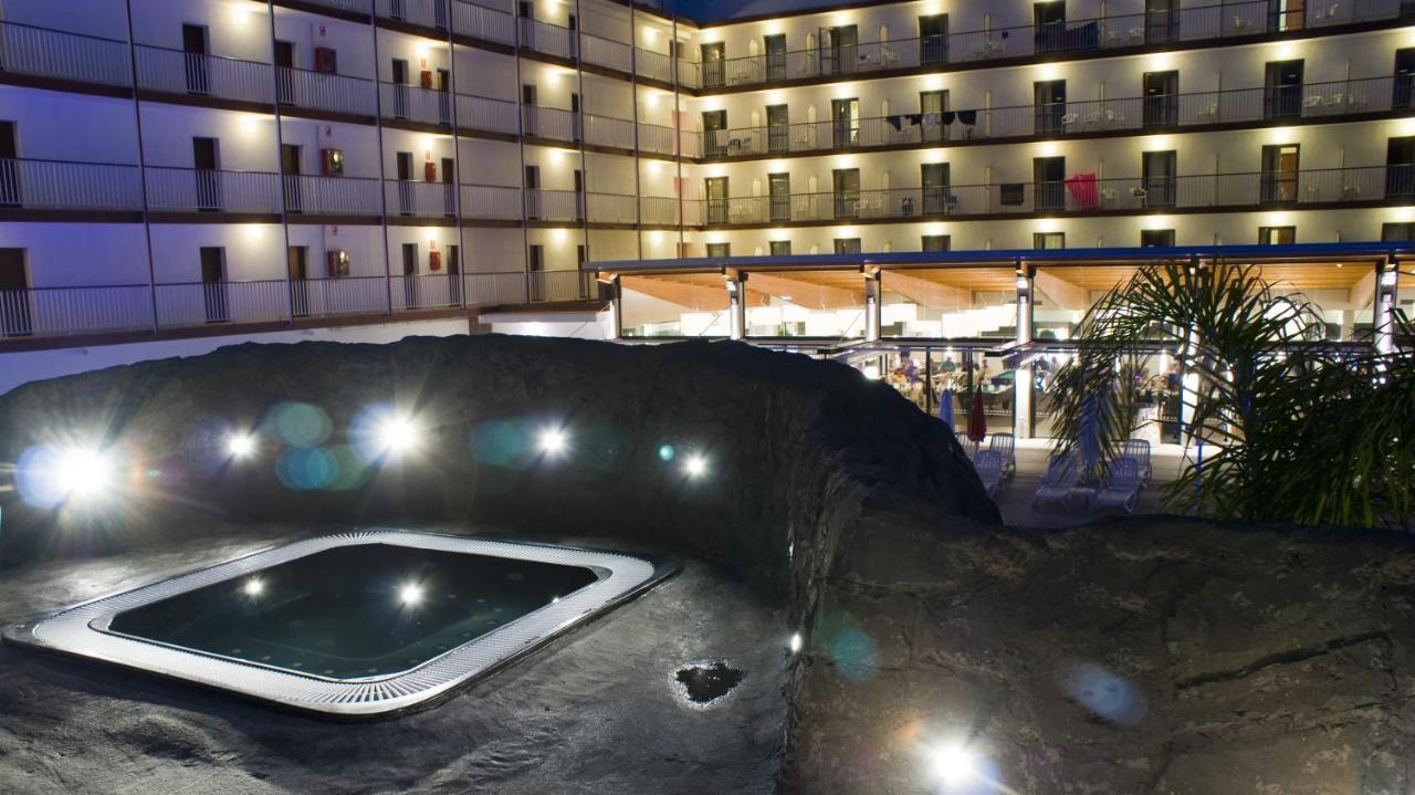 Hotel Papi Blau Мальграт-де-Мар Экстерьер фото